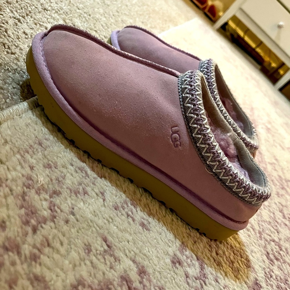 Ugg Tasman
